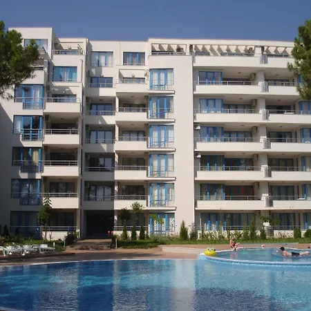 Excelsior - Premium 50m To The Apartament *