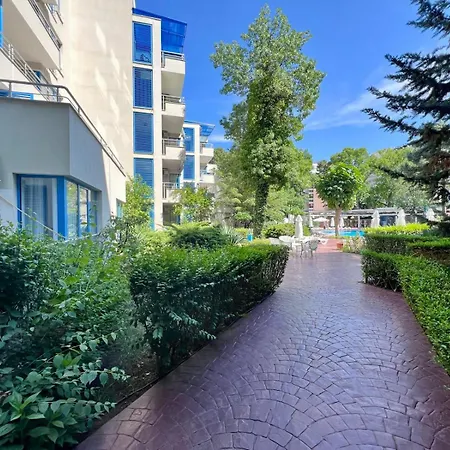 Excelsior - Premium 50m To The ساني بيتش