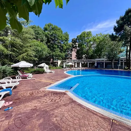 Excelsior - Premium 50m To The Apartament