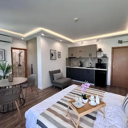 Apartment Excelsior - Premium 50m To The