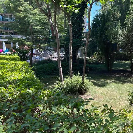 Apartment Excelsior - Premium 50m To The
