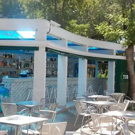 Excelsior - Premium 50m To The * 阳光海滩