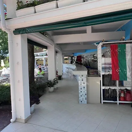 Excelsior - Premium 50m To The *